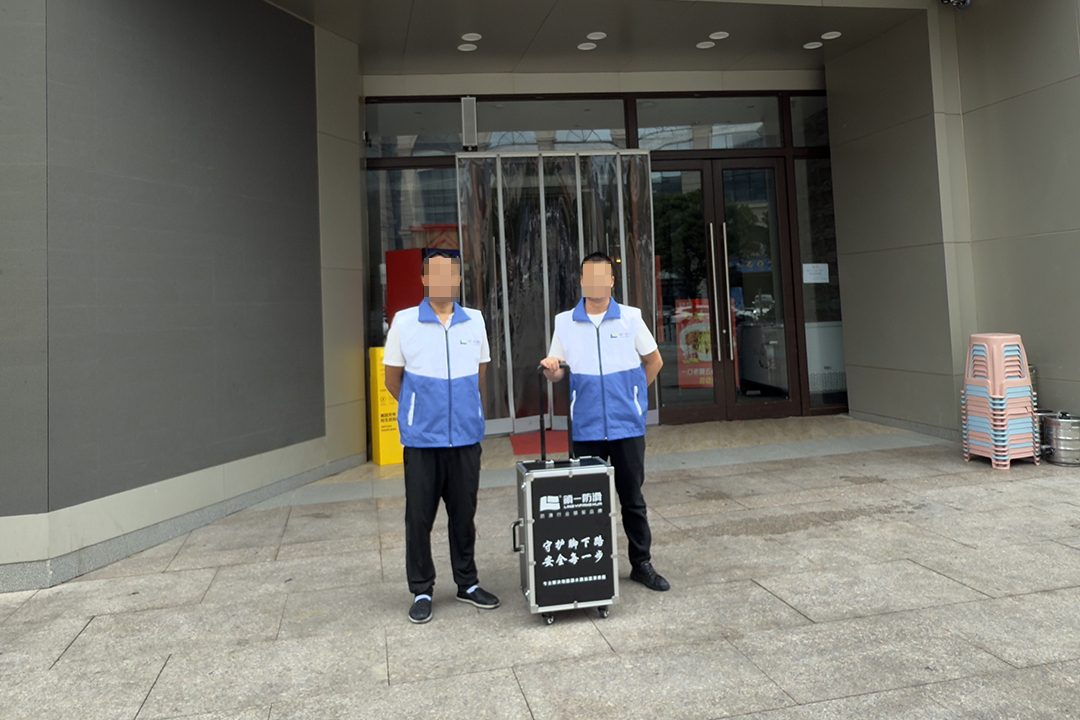 某连锁烧烤餐厅店防滑处理