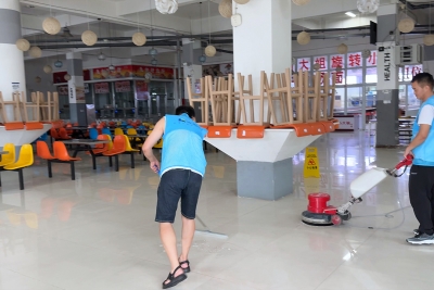 某大学食堂地面防滑处理