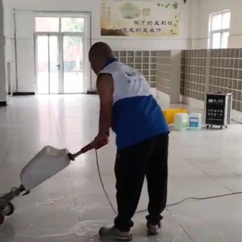 某高中食堂防滑处理